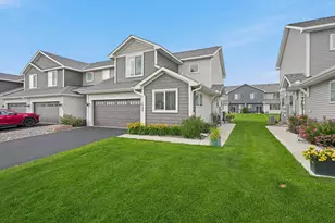 1723 Southpoint Ln, Hudson, WI 54016 - Photo 1