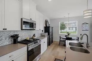 1723 Southpoint Ln, Hudson, WI 54016 - Photo 20