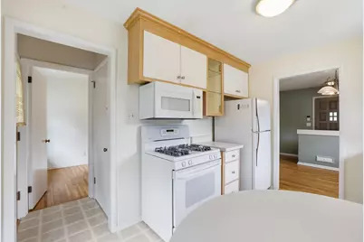8701 Thomas Avenue S, Bloomington, MN 55431 - Photo 8