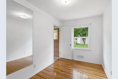 8701 Thomas Avenue S, Bloomington, MN 55431 - Photo 10
