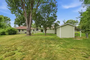 8701 Thomas Ave S, Bloomington, MN 55431 - Photo 24