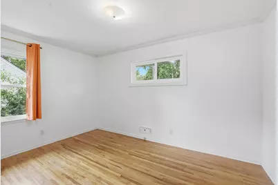 8701 Thomas Avenue S, Bloomington, MN 55431 - Photo 12