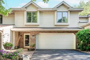 493 Sterling St S, Maplewood, MN 55119 - Photo 4