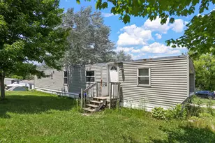 3611 85th St NW, Oronoco, MN 55960 - Photo 2