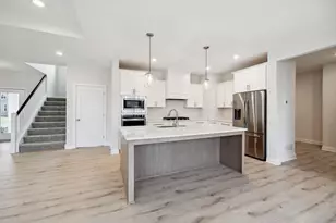 10268 Arrowwood Path, Woodbury, MN 55129 - Photo 14