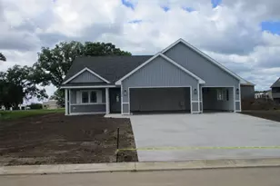 138 Cedar St SE, Kimball, MN 55353 - Photo 2