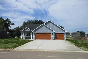 138 Cedar St SE, Kimball, MN 55353 - Photo 4