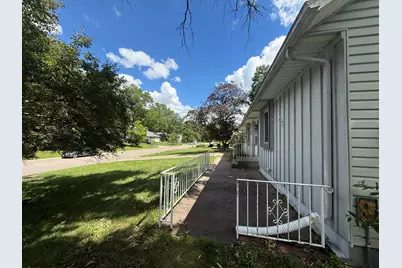 1458 97th Avenue NW, Coon Rapids, MN 55433 - Photo 4