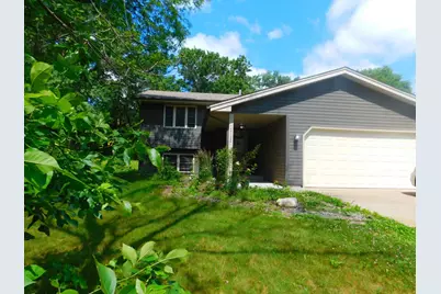 12132 Jefferson Street NE, Blaine, MN 55434 - Photo 2