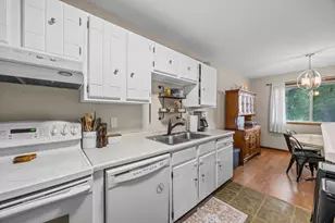 2227 Old County Rd 34 Pl, Burnsville, MN 55337 - Photo 8