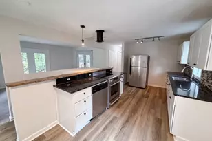 2591 Aldine St, Roseville, MN 55113 - Photo 2