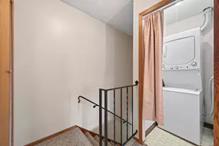 1554 Helmo Ave N, Oakdale, MN 55128 - Photo 20