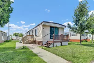 201 S Franklin St, Lake City, MN 55041 - Photo 2