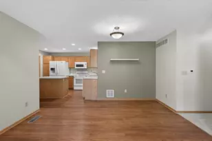 2790 87th St E, Inver Grove Heights, MN 55076 - Photo 10