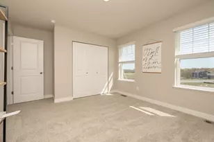 1716 Rainier Dr, Shakopee, MN 55379 - Photo 34