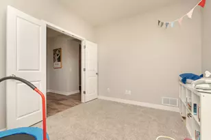 1716 Rainier Dr, Shakopee, MN 55379 - Photo 6