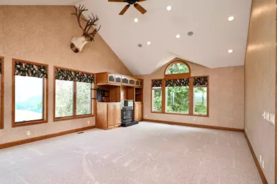 22189 Garvin Heights Road, Winona, MN 55987 - Photo 18
