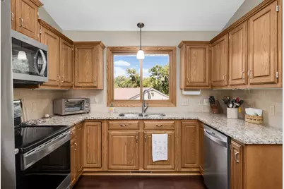 3140 Quarry Court, Eagan, MN 55121 - Photo 12