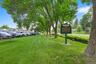 71 Fir St, Mahtomedi, MN 55115 - Photo 114