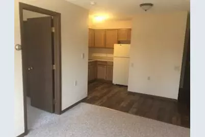 1213 6th Avenue, Worthington, MN 56187 - Photo 2
