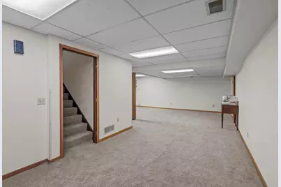 8133 Xenia Avenue N, Brooklyn Park, MN 55443 - Photo 40