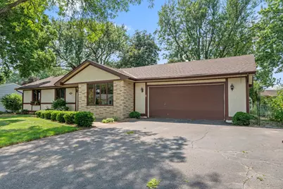 8133 Xenia Avenue N, Brooklyn Park, MN 55443 - Photo 8
