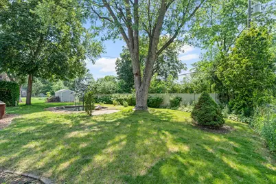 8133 Xenia Avenue N, Brooklyn Park, MN 55443 - Photo 78