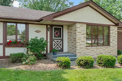 8133 Xenia Avenue N, Brooklyn Park, MN 55443 - Photo 10