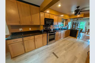 W9722 290th Avenue, Hager City, WI 54014 - Photo 10