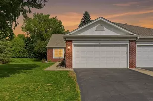 762 Lake Ridge Dr, Woodbury, MN 55129 - Photo 1