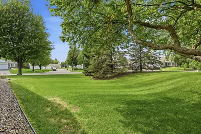 762 Lake Ridge Drive, Woodbury, MN 55129 - Photo 24