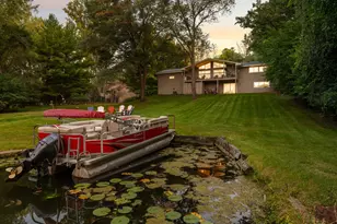 230 Maple Island Rd, Burnsville, MN 55306 - Photo 4