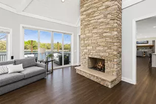 28200 Boulder Cir, Shorewood, MN 55331 - Photo 10