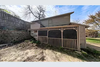 320 N 3rd Street, Le Sueur, MN 56058 - Photo 14