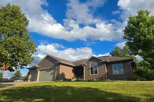 3003 Lake Chapeau Dr, Albert Lea, MN 56007 - Photo 1