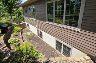 3003 Lake Chapeau Dr, Albert Lea, MN 56007 - Photo 8
