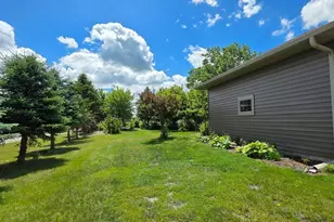 3003 Lake Chapeau Dr, Albert Lea, MN 56007 - Photo 48