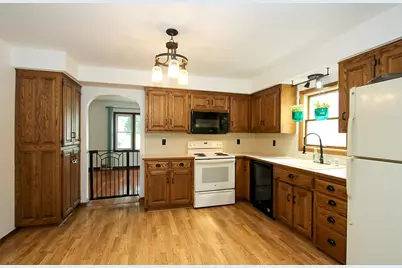 131 Elm Street E, Norwood Young America, MN 55368 - Photo 2