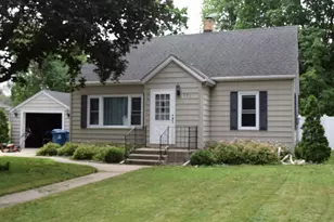 131 Elm Street E, Norwood Young America, MN 55368 - Photo 1
