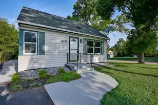 2775 Larch Ln N, Plymouth, MN 55441 - Photo 2