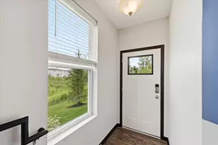18466 60th Pl N, Plymouth, MN 55446 - Photo 8