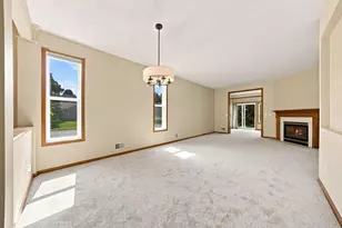 14795 Bloomfield Cir, Rosemount, MN 55068 - Photo 8