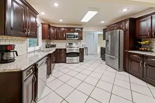 9045 Inver Grove Trail, Inver Grove Heights, MN 55076 - Photo 6