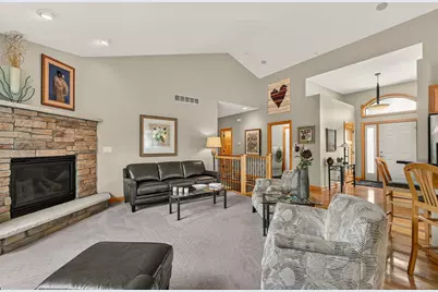 639 Donnington Place, Byron, MN 55920 - Photo 10
