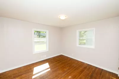 9306 Stevens Avenue S, Bloomington, MN 55420 - Photo 8