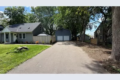 9306 Stevens Avenue S, Bloomington, MN 55420 - Photo 2