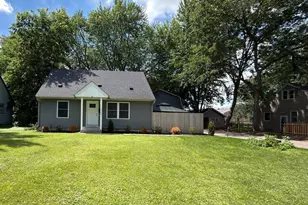 9306 Stevens Ave S, Bloomington, MN 55420 - Photo 26