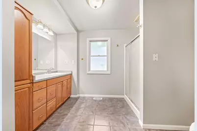 6177 Upper 48th Street N, Oakdale, MN 55128 - Photo 12