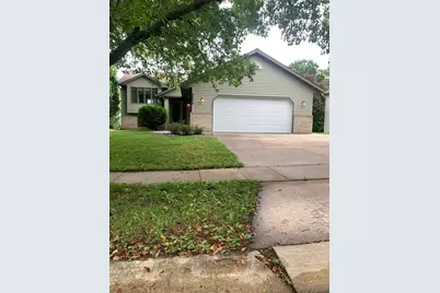 4500 Stratford Lane NW, Rochester, MN 55901 - Photo 2