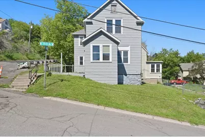 230 N 18th Avenue W, Duluth, MN 55806 - Photo 2